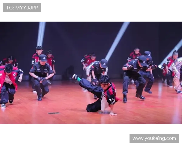 南京街舞队与广州街舞队赛后战术分析与精彩瞬间回顾 南京街舞队与广州街舞队赛后战术分析与精彩瞬间回顾