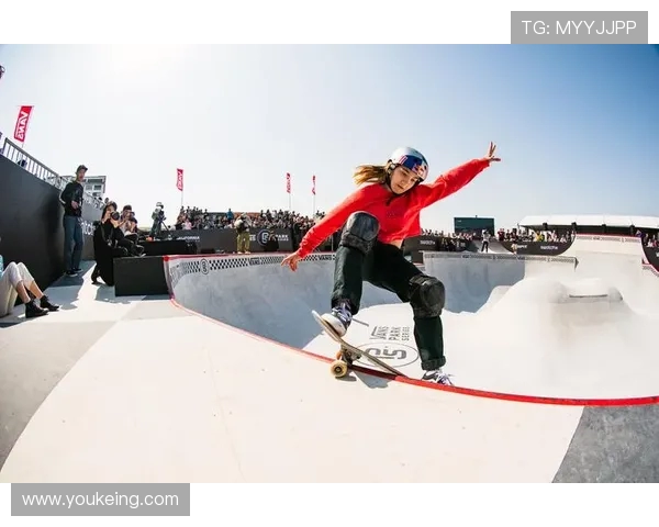 成都滑板队以55分领跑滑板精英赛积分榜展现强劲实力