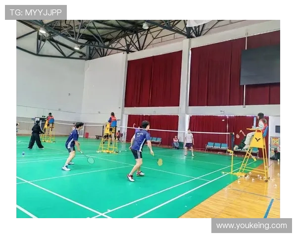 成都羽毛球队创下羽毛球耐力新高运动员表现引发广泛关注与赞誉