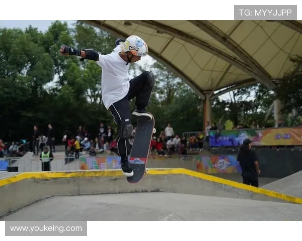 极限运动的魅力与挑战：深入了解重庆极限运动队的比赛心得与经验分享