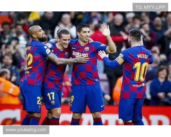 巴萨迎战阿拉思维全力争胜展现球队实力与战术魅力